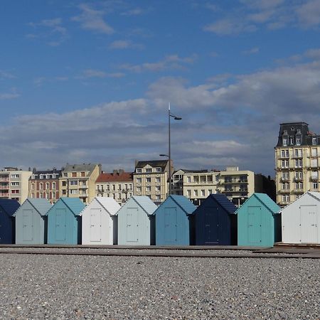 Appartement Lumineux Au Centre De Dieppe, Calme Et Confortable Eksteriør bilde