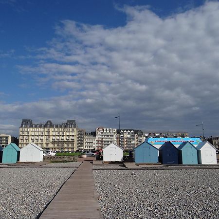 Appartement Lumineux Au Centre De Dieppe, Calme Et Confortable Eksteriør bilde