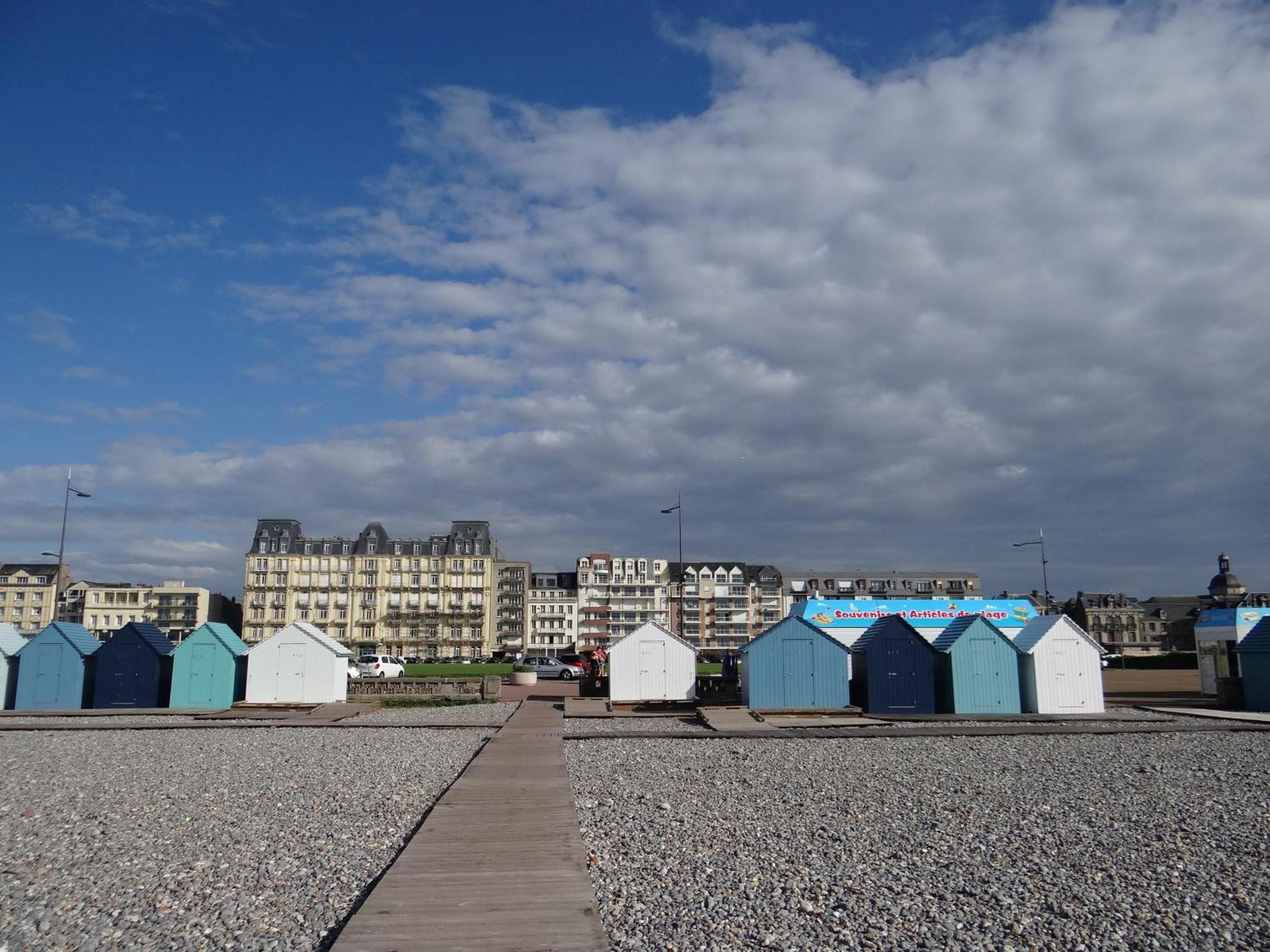 Appartement Lumineux Au Centre De Dieppe, Calme Et Confortable Eksteriør bilde